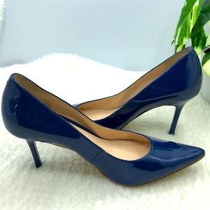 Guess blue glossy pointy heels size 5.5